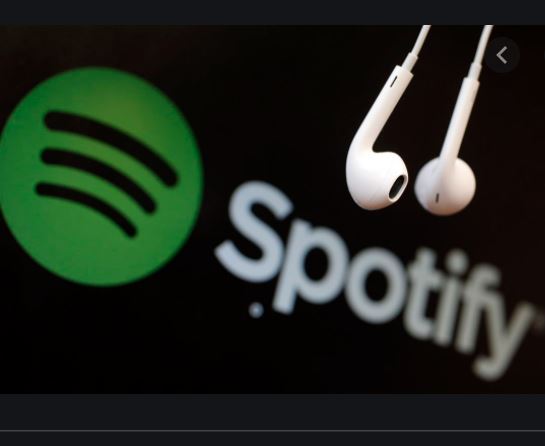 Spotify are spiking things up with it new live lyrics features