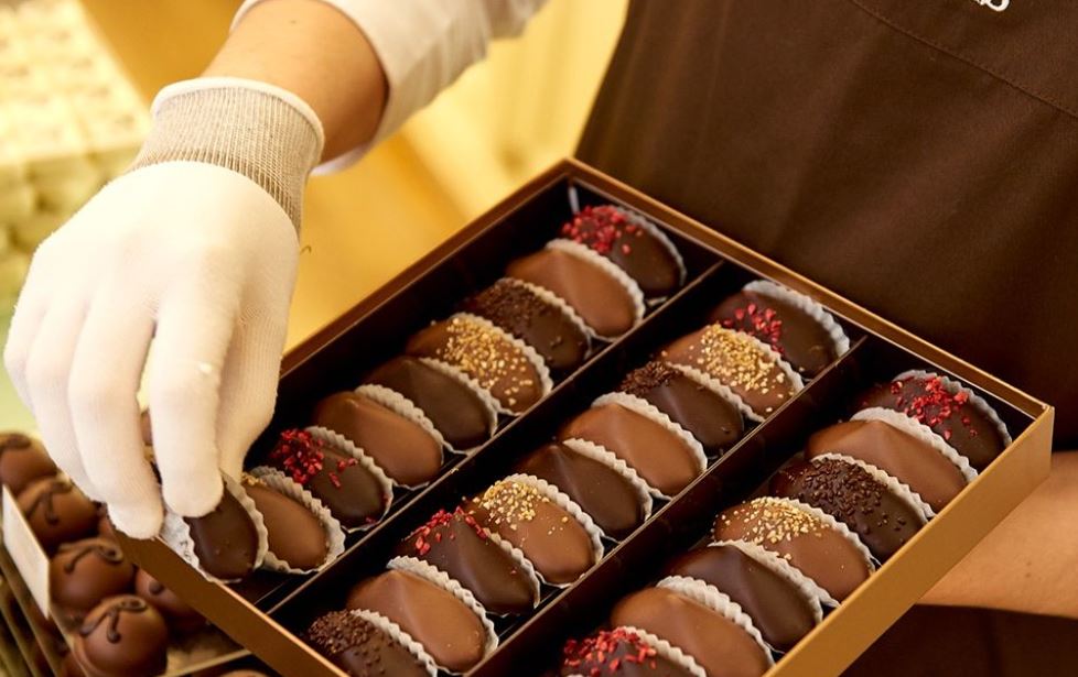 Chocolate Packing Jobs UK Urgently Needed APPLY NOW TechSog